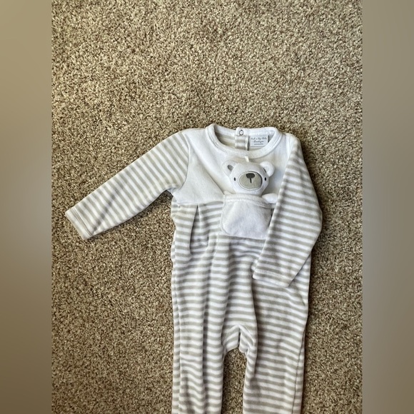 Rock A Bye Baby Onesie With Mini Teddy Bear NWOT - Picture 7 of 8